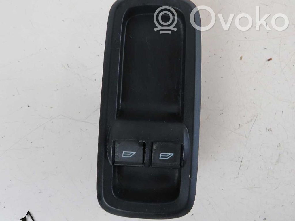 Ford Fiesta Schalter el. Fensterheber 