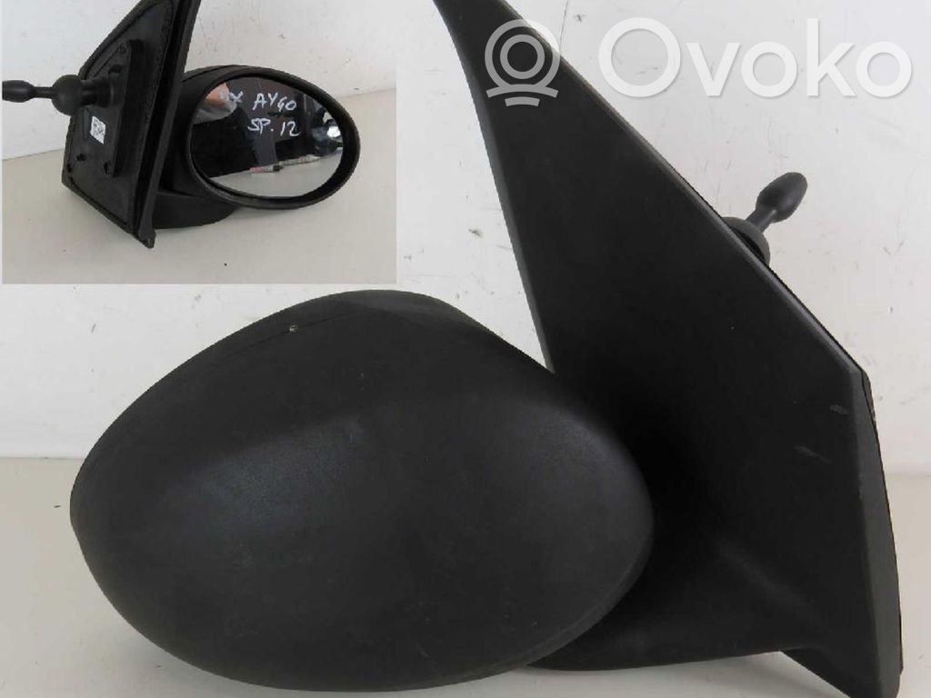 Toyota Aygo AB10 Espejo lateral manual 