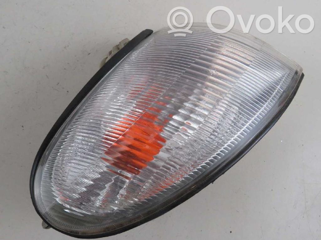 Hyundai Accent Front indicator light 