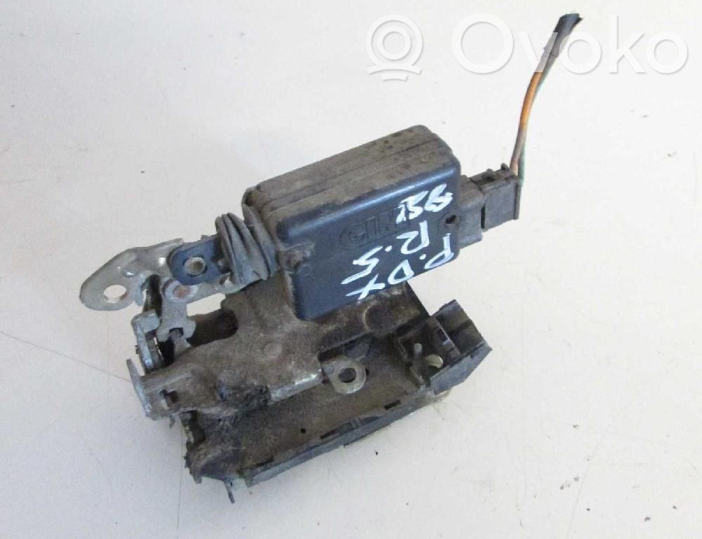 Renault 5 Zamek drzwi tylnych 