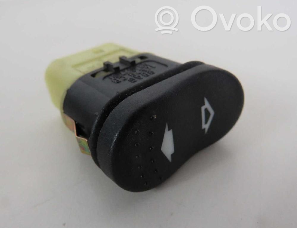 Xenon control unit/module   2S6T198514AA