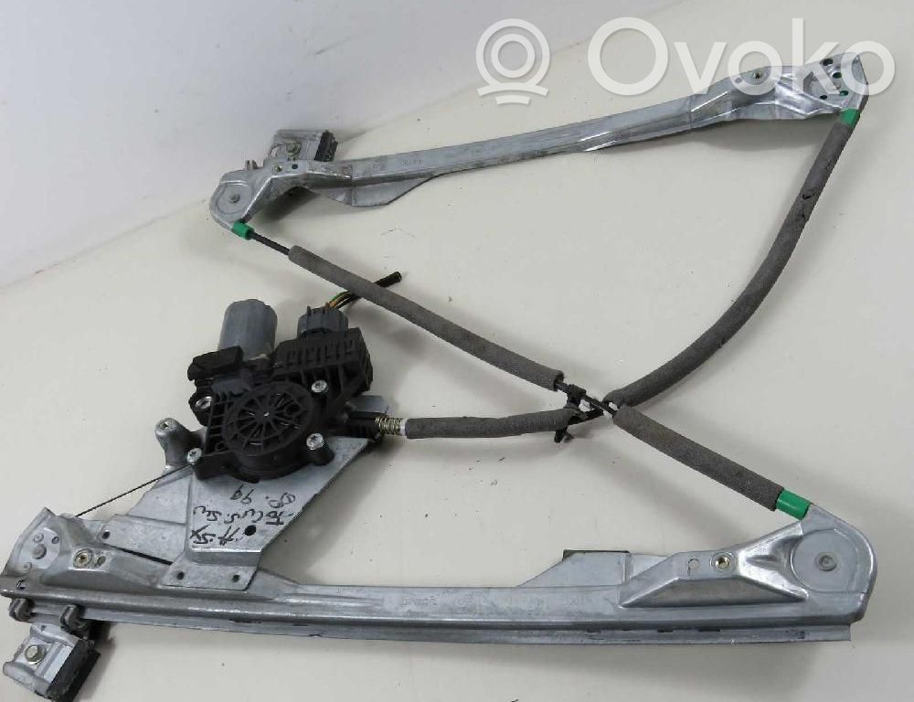 Ford Focus Macara geam față manuală 