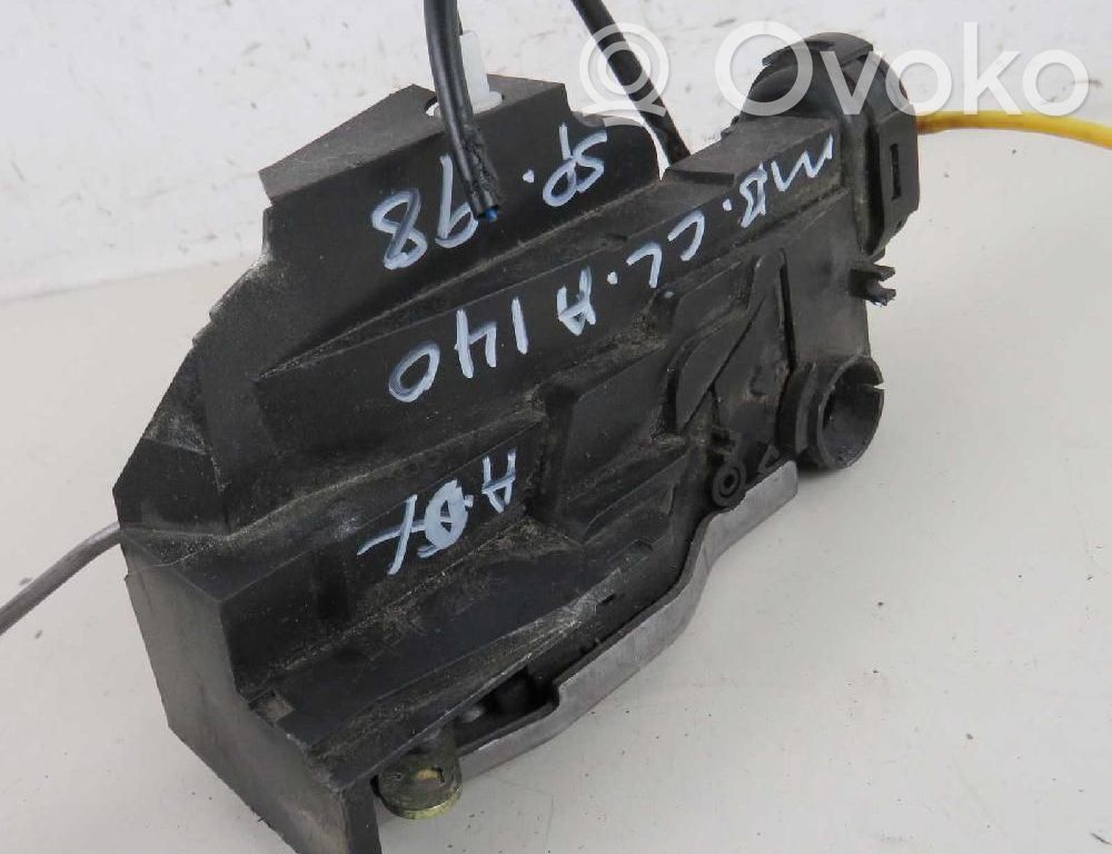 Mercedes-Benz A W168 Zamek drzwi przednich 