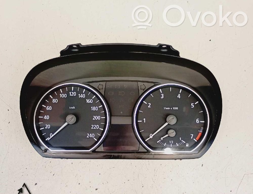 BMW 1 E81 E87 Nopeusmittari (mittaristo) 