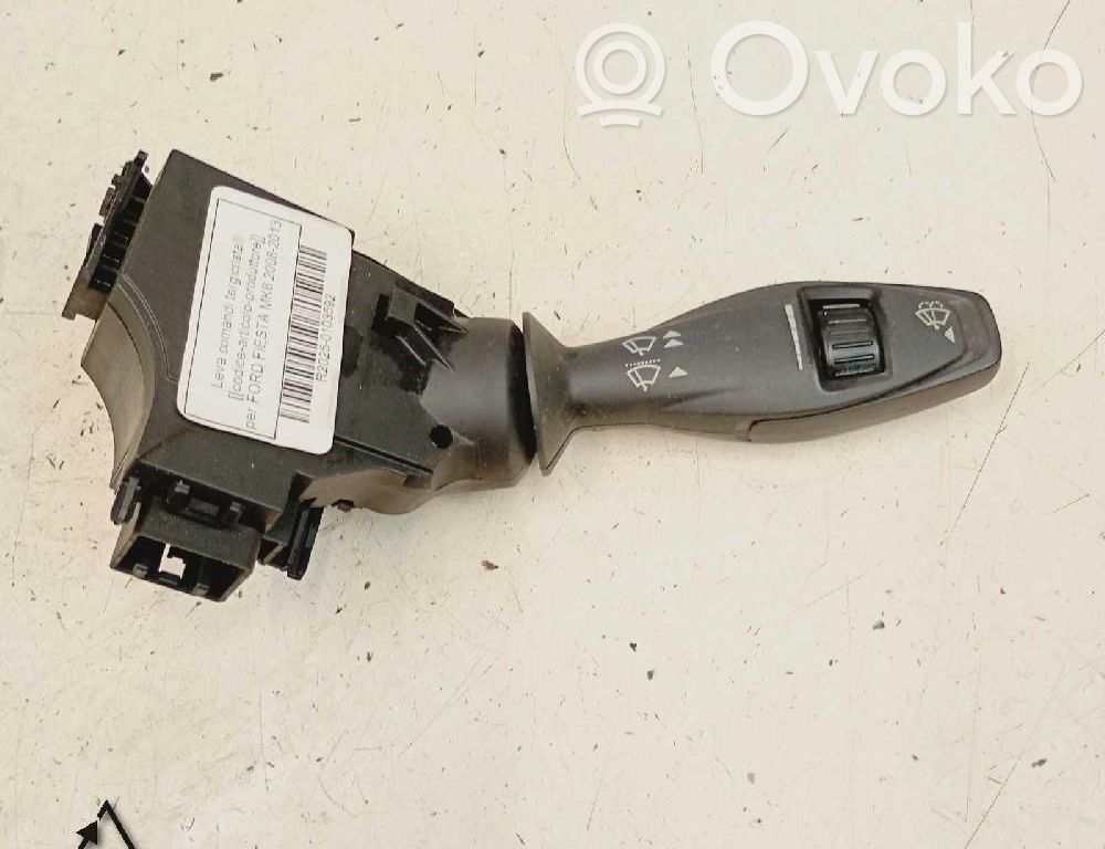 Ford Fiesta Valytuvų rankenėlė 