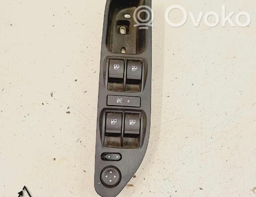 Fiat Tipo Electric window control switch 