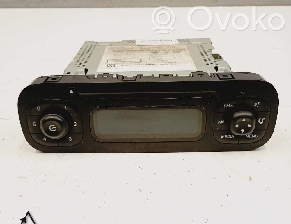 Fiat Panda III Panel / Radioodtwarzacz CD/DVD/GPS 