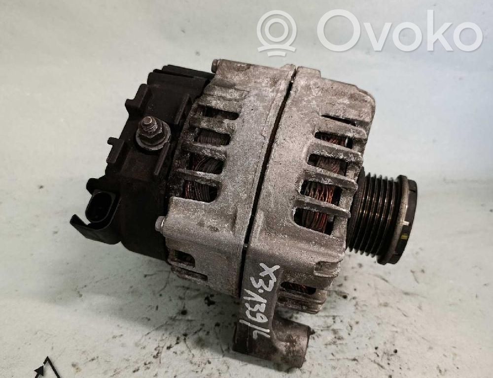 BMW X3 F25 Alternador 