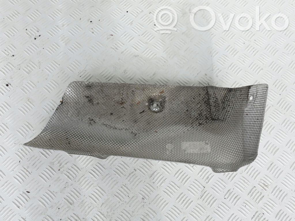 Heat shield in engine bay   7201498