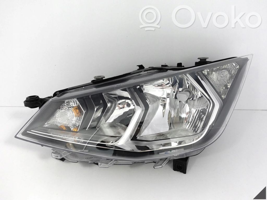 Seat Ibiza V (KJ) Lampa przednia 