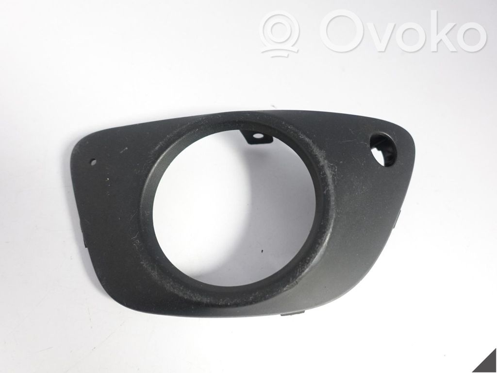 Etusumuvalon ritilä   95B807795B