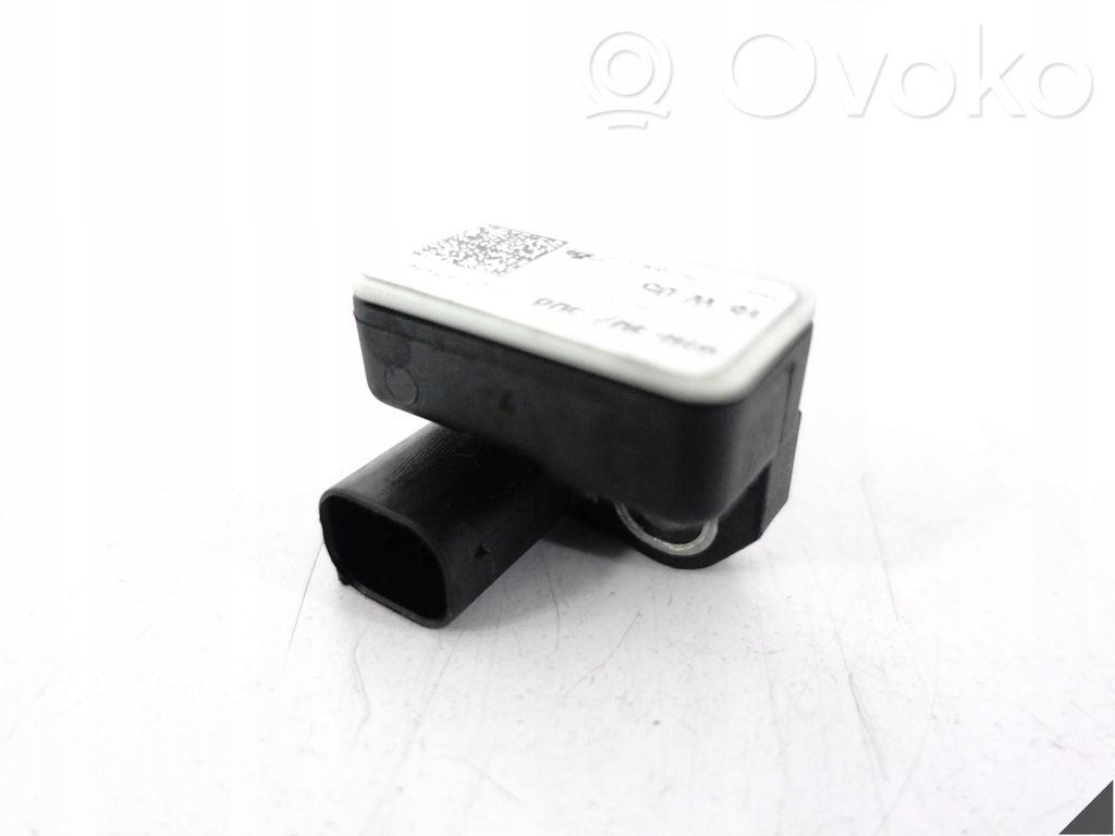 Acceleration sensor   4H0199508,445KW