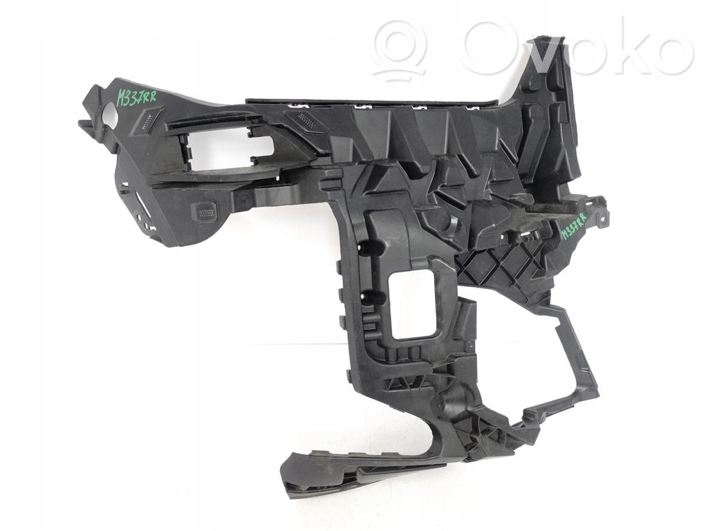 Front bumper mounting bracket   51118085628,8085628,G05LCI