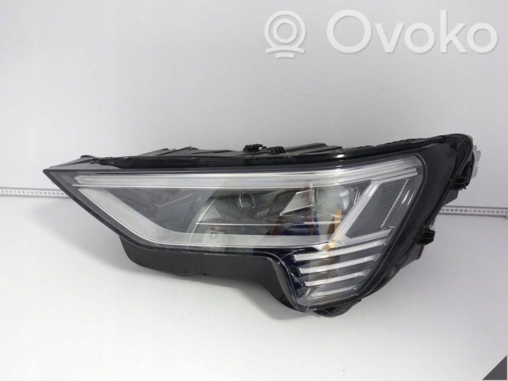 Audi e-tron Scheinwerfer Satz Set 
