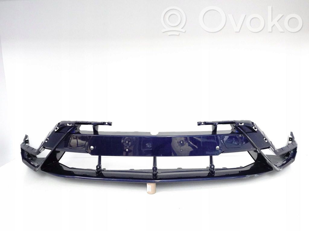 Lamborghini Urus Front bumper lip 