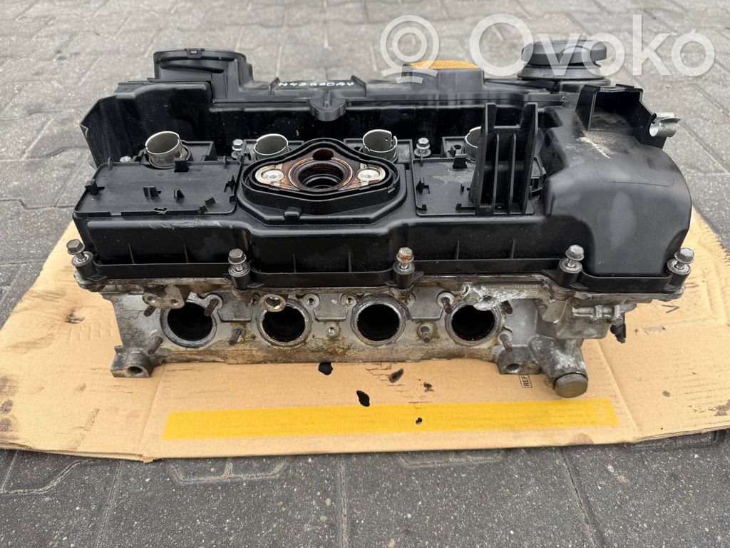 Engine head   7559168