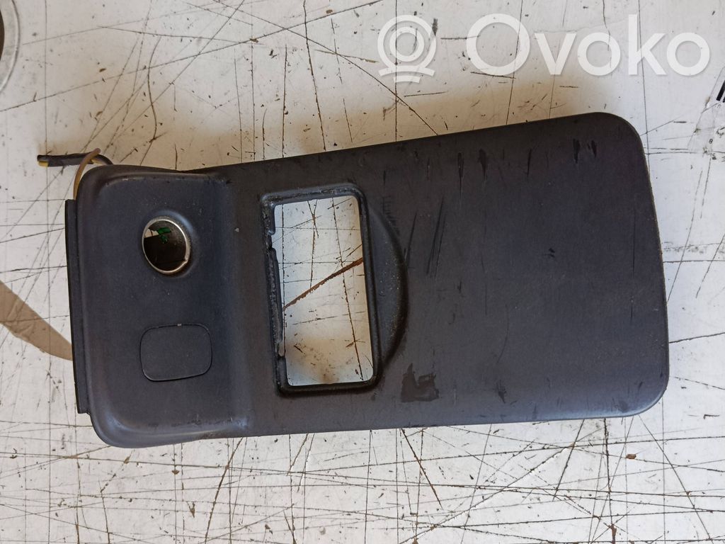Dashboard trim   8611260