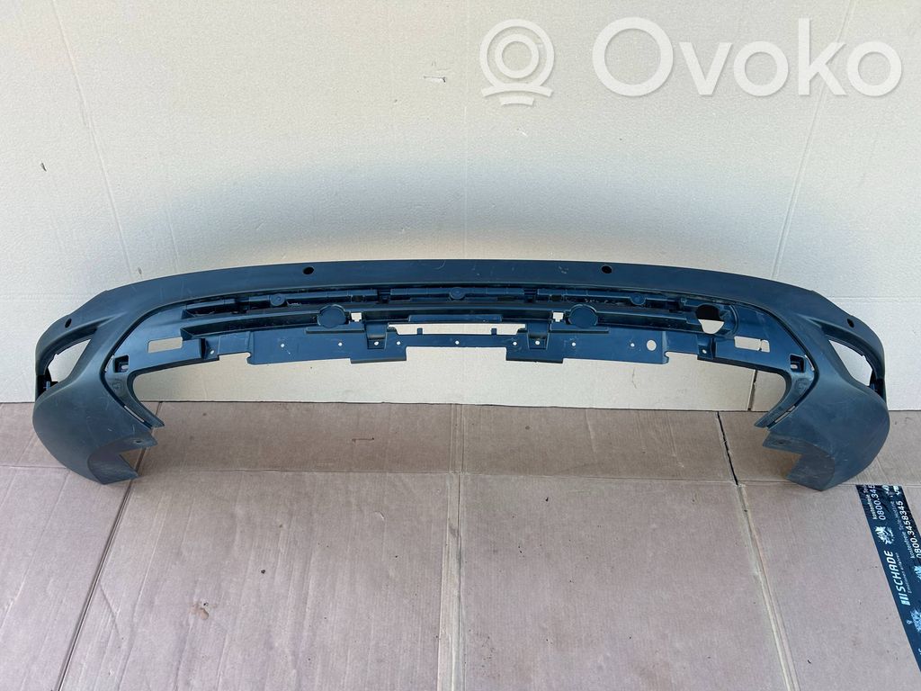 Бампер   CV4417D781
