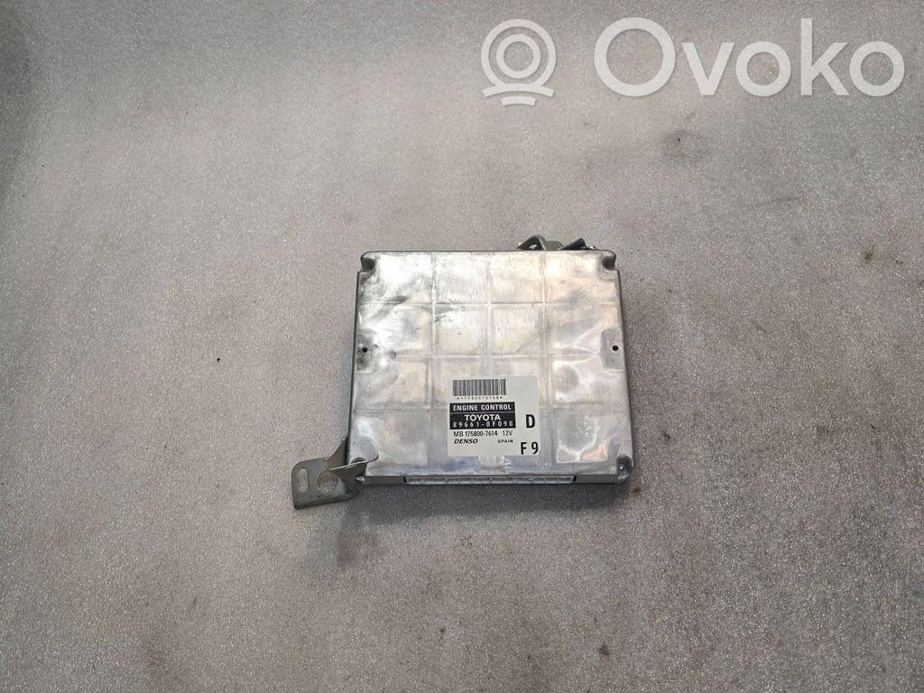 Toyota Corolla Verso E121 Engine control unit/module 