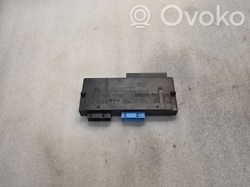 BMW 3 E90 E91 Comfort/convenience module 
