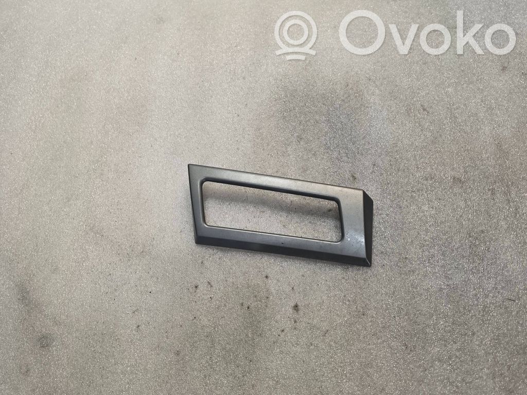 Kita panelės detalė   7129232,52850610