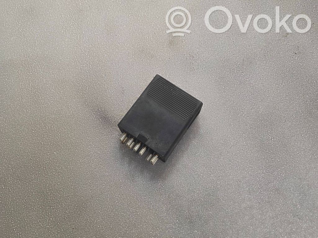 Mercedes-Benz E W124 Other relay 
