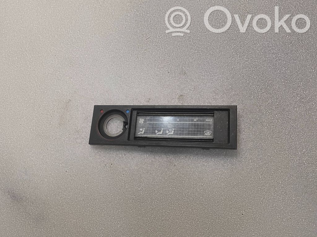 Console centrale, commande chauffage/clim   443819873