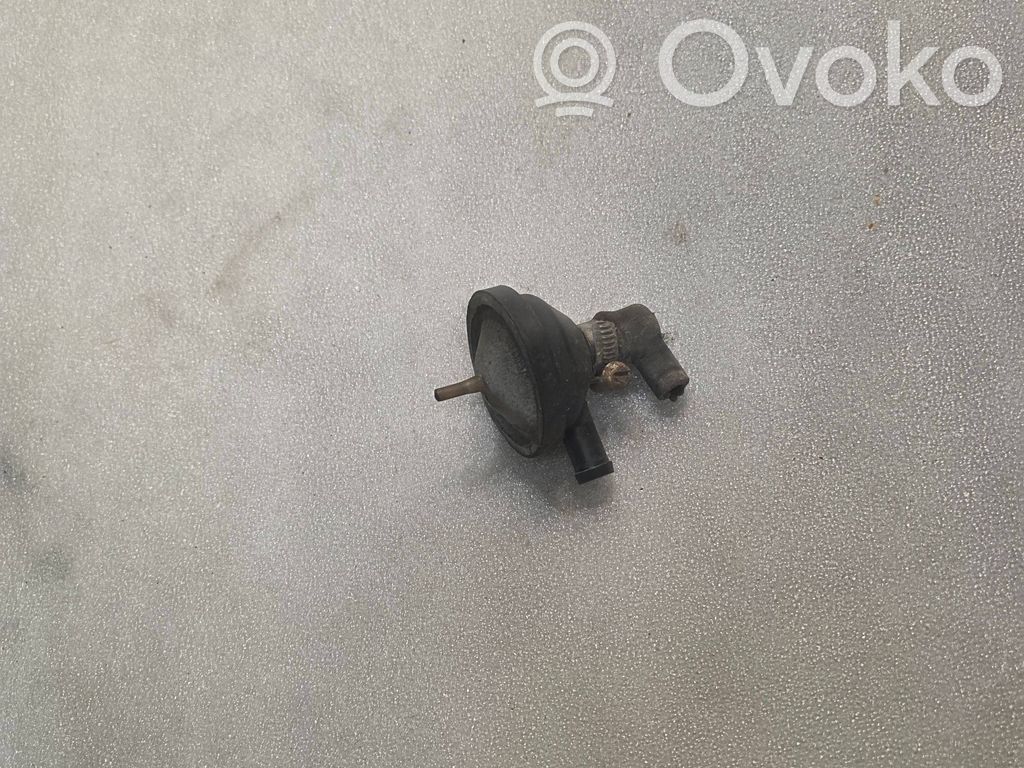 Audi 100 200 5000 C3 Válvula de vacío (Usadas) 