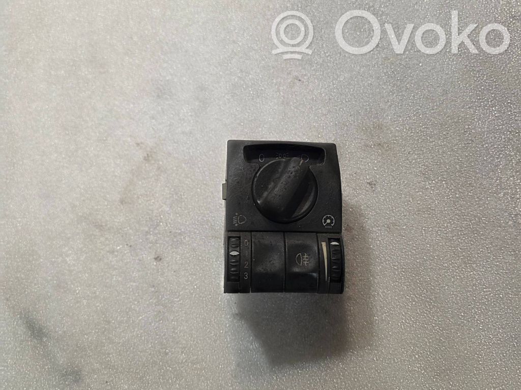 Opel Omega B2 Light switch 