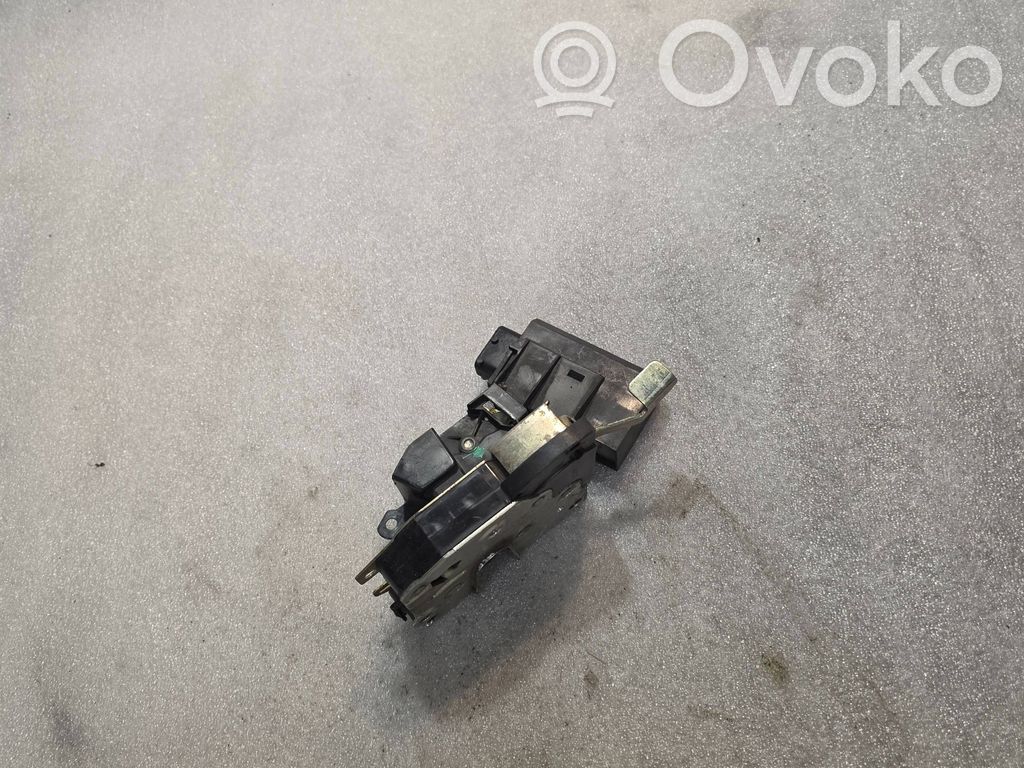 BMW 5 E34 Front door lock 
