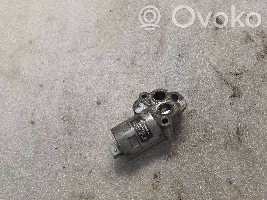 Audi A8 S8 D2 4D Tyhjäkäynti-säätöventtiili (säädin) 