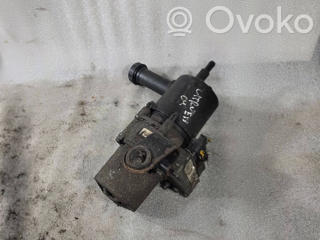Ohjaustehostimen pumppu   21601861