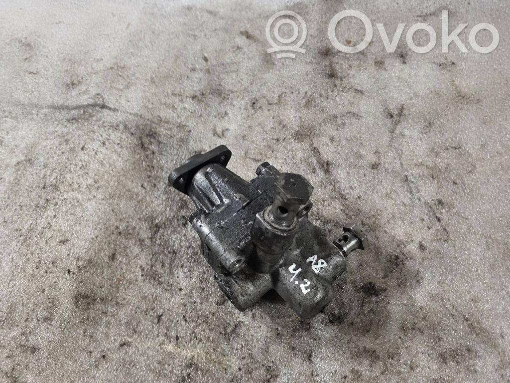 Audi A8 S8 D2 4D Ohjaustehostimen pumppu 