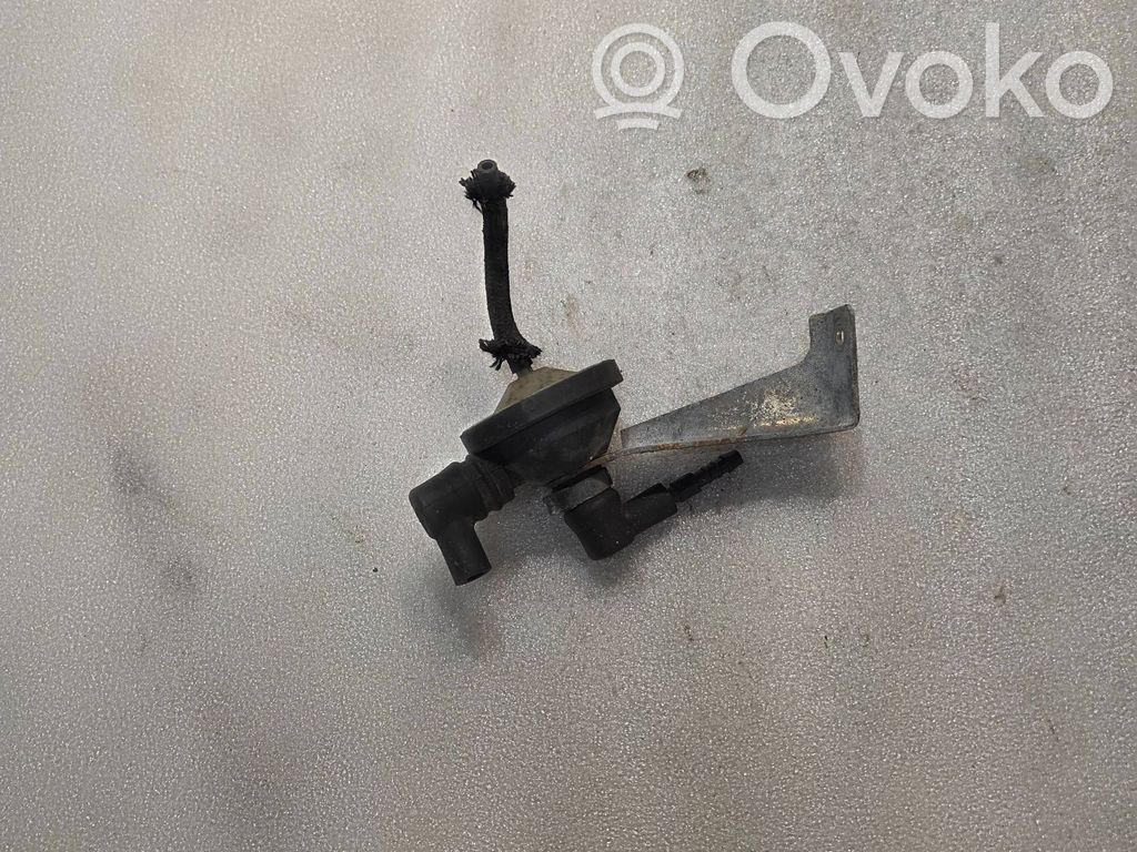 Válvula de vacío (Usadas)   035133517