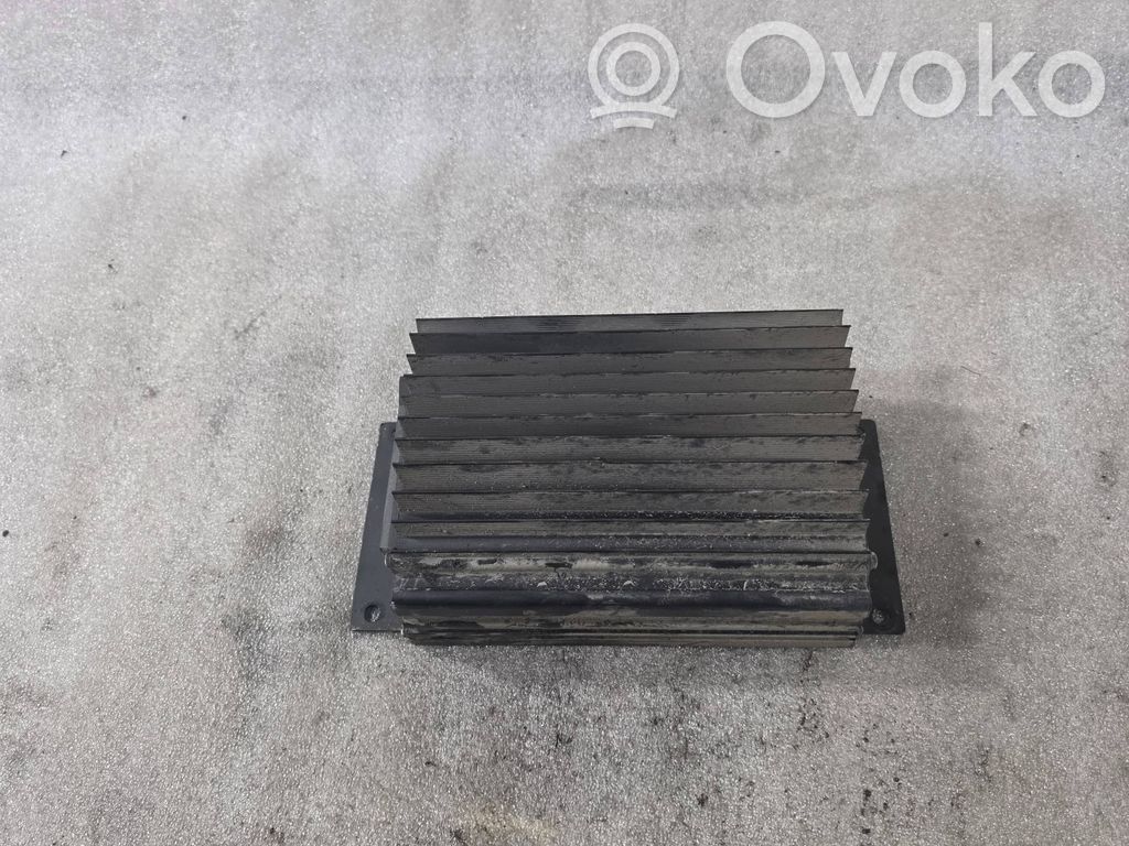 Audi A8 S8 D2 4D Sound amplifier 