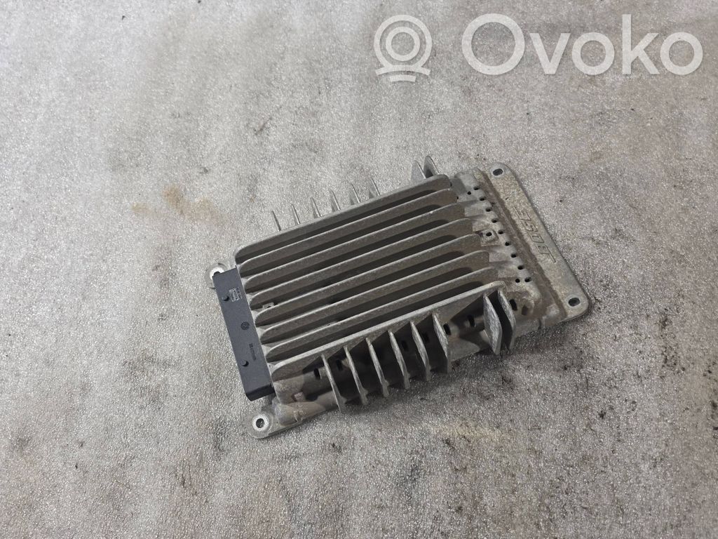 Audi A4 S4 B6 8E 8H Wzmacniacz audio 
