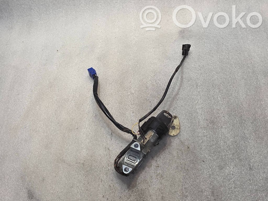 Subaru Forester SF Ignition lock 