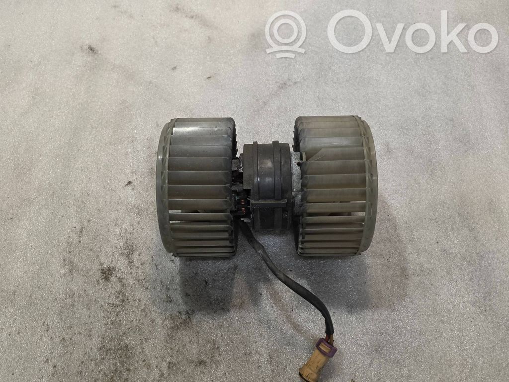 Audi A8 S8 D2 4D Mazā radiatora ventilators 