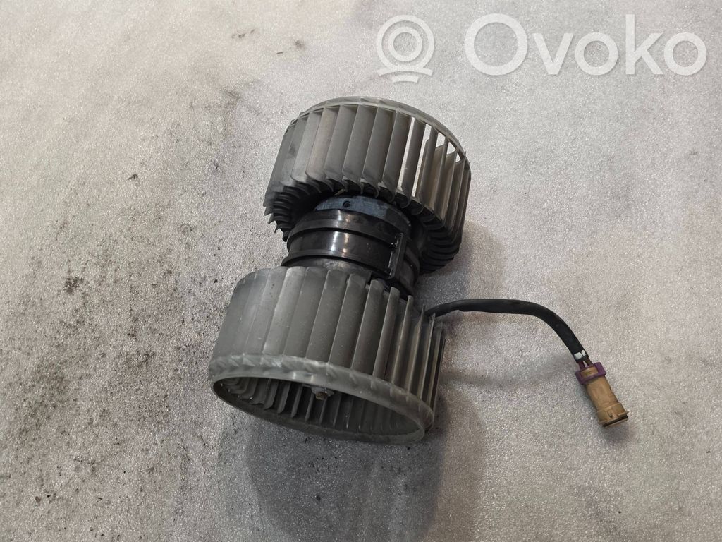 Audi A8 S8 D2 4D Mazā radiatora ventilators 