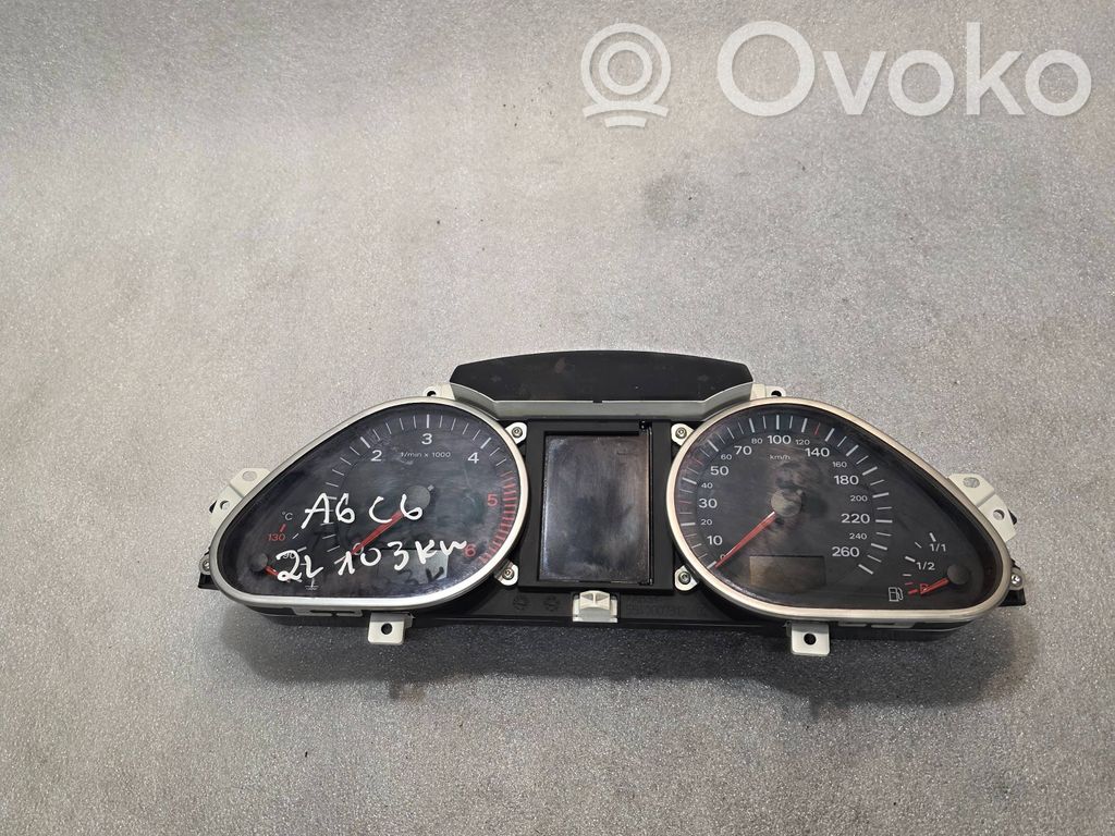 Audi A6 S6 C6 4F Licznik / Prędkościomierz 