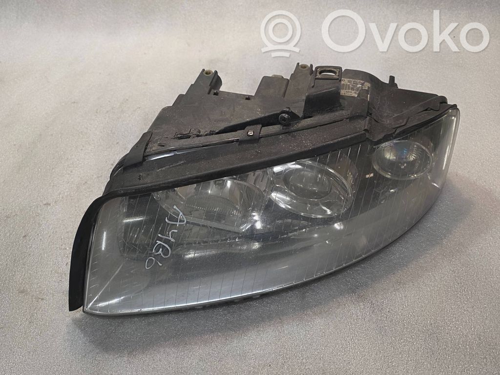 Audi A4 S4 B6 8E 8H Scheinwerfer 