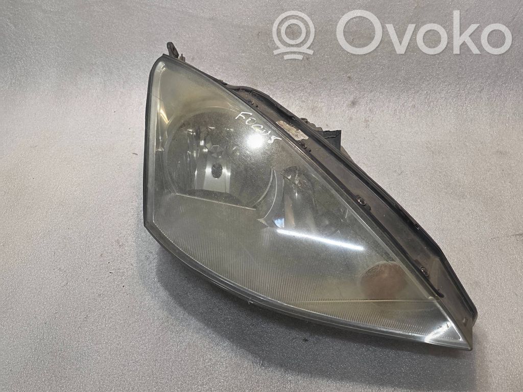 Ford Focus Headlight/headlamp 