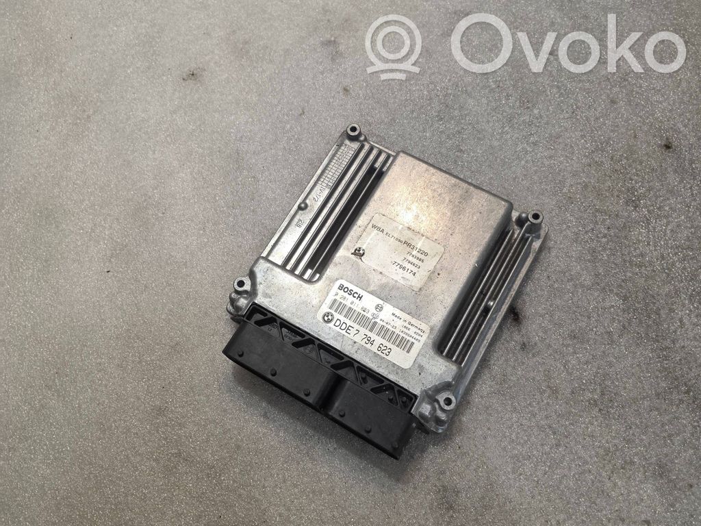 BMW 3 E46 Engine control unit/module 