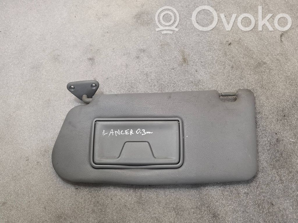 Sun visor