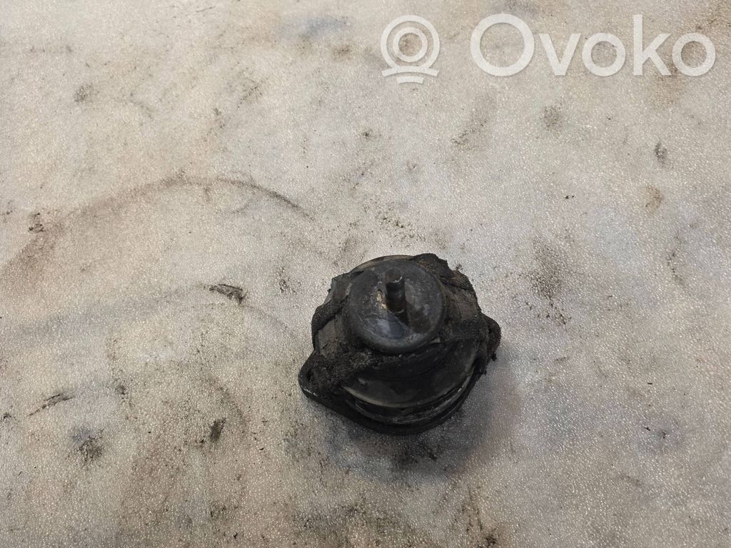 Gearbox mount   4D0399151,4001300