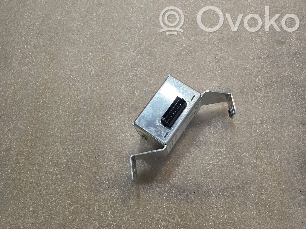 Vahvistin   8Z0035223,7607792080