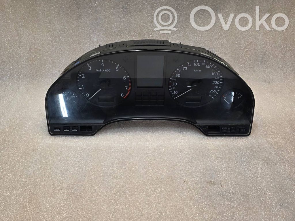 Audi A8 S8 D2 4D Speedometer (instrument cluster) 