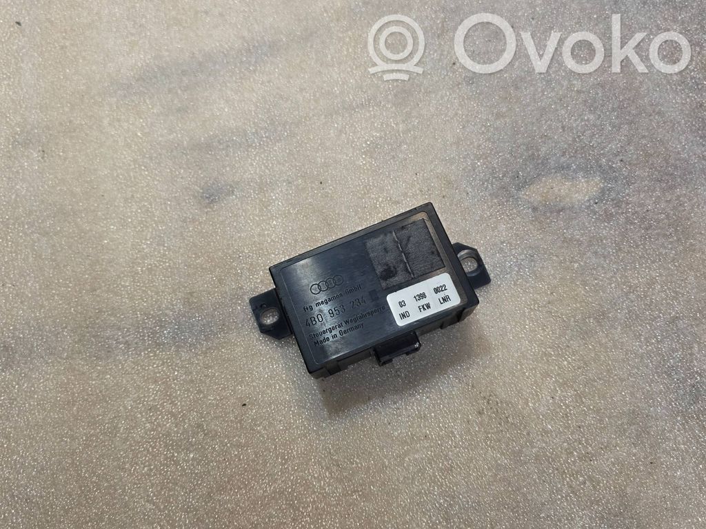 Audi A8 S8 D2 4D Immobilizer control unit/module 