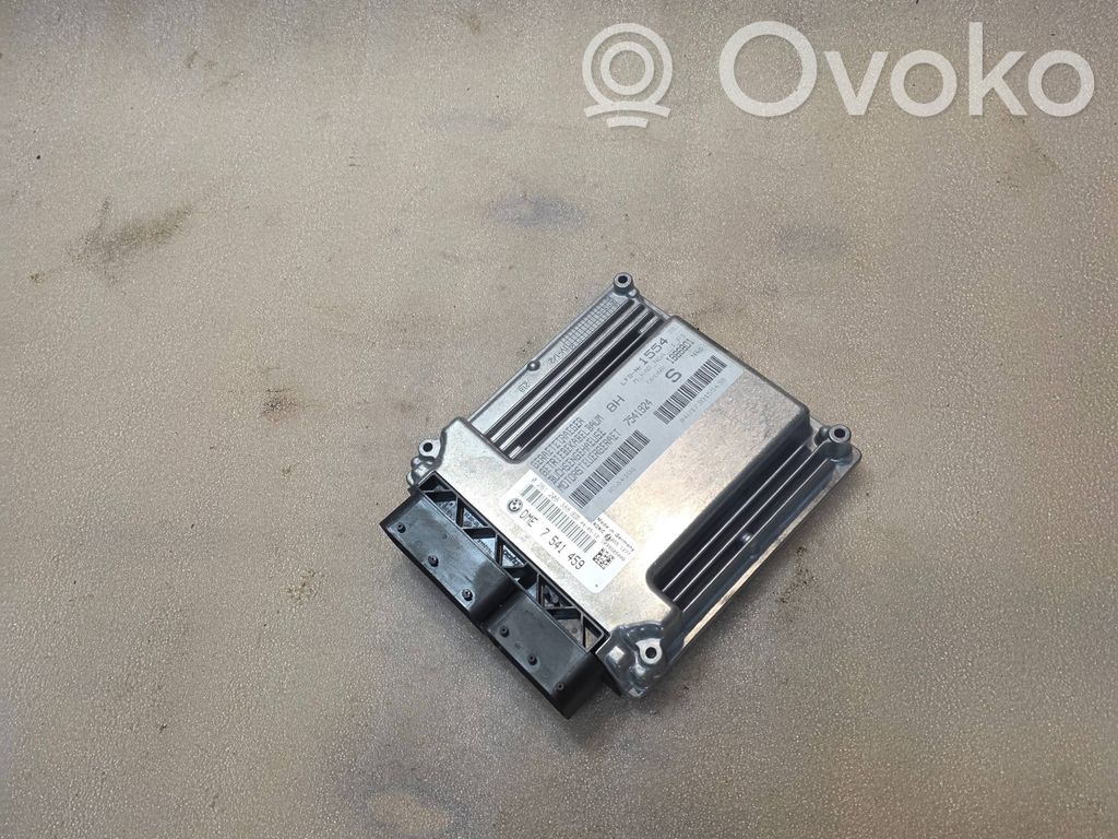 BMW 3 E46 Engine control unit/module 