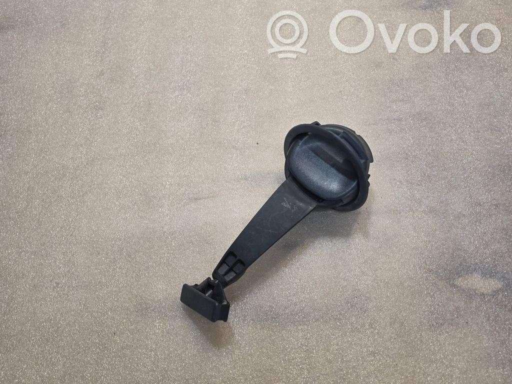 Audi A8 S8 D2 4D Otros repuestos del interior 